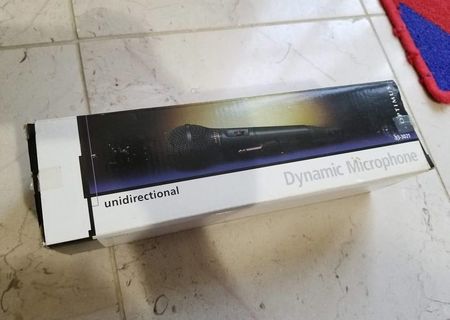 **Optimus Unidirectional Dynamic Microphone ** **Optimus Unidirectional Dynamic Microphone **