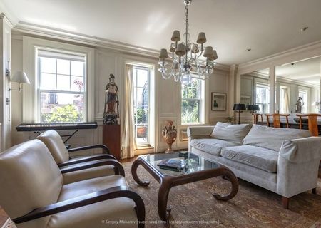 Professional Real Estate Photographer Professional Real Estate Photographer