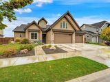 Gorgeous Home in Meridian's Paramount Subdivision Gorgeous Home in Meridian's Paramount Subdivision